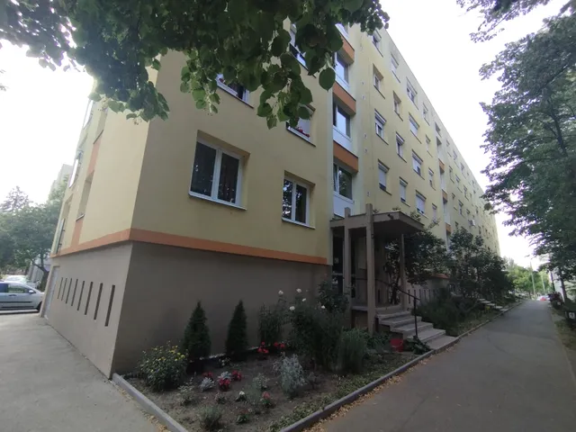 Eladó lakás Győr, Nádorváros 64 nm