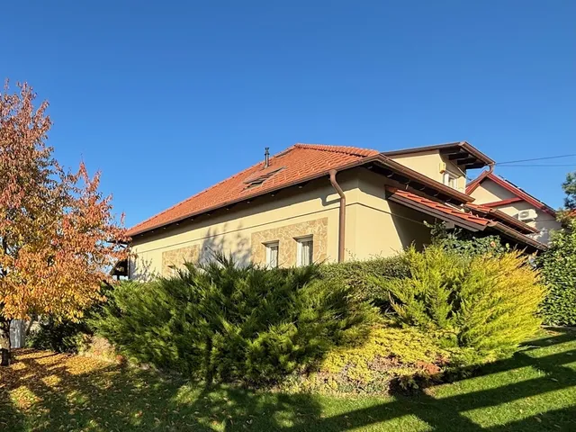 Eladó ház Telki 275 nm