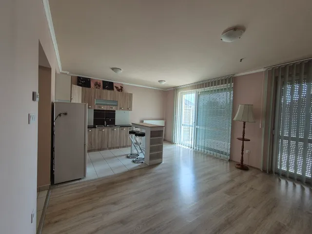 Eladó ház Győrújbarát, biborka 66 nm