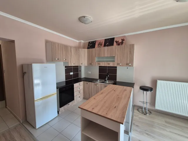 Eladó ház Győrújbarát, biborka 66 nm