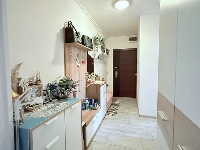 Eladó lakás Kaposvár, Béke-Füredi lakótelep, Füredi utca 59 nm