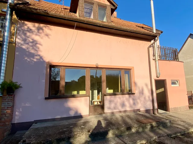 Eladó lakás Solt, Kissolt 134 nm