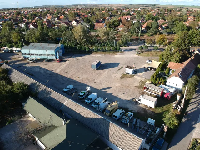 Eladó kereskedelmi és ipari ingatlan Gyömrő 500 nm