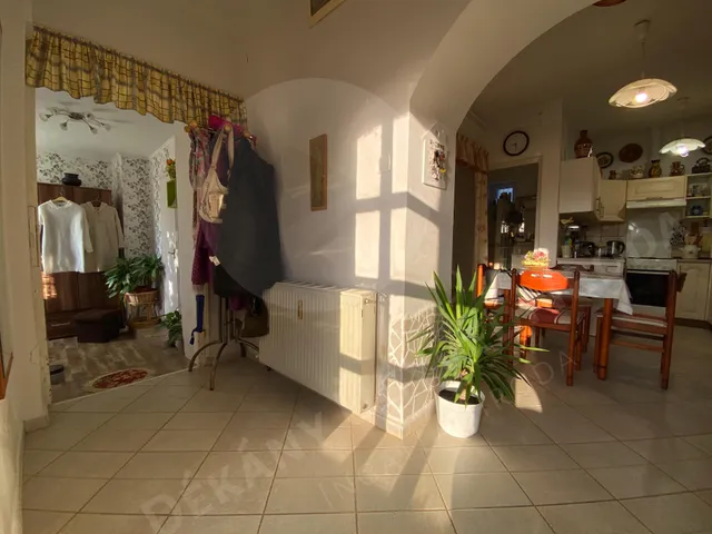 Eladó ház Nagykozár 145 nm