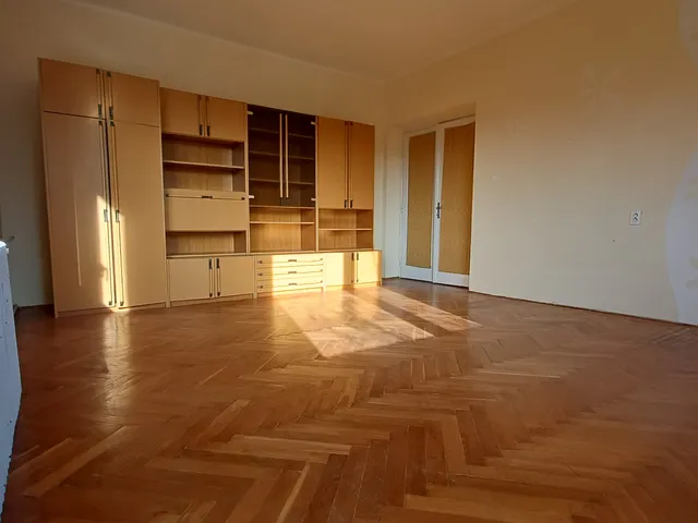 Eladó lakás Győr, Gyárváros 80 nm