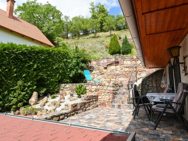 Eladó ház Ábrahámhegy 91 nm