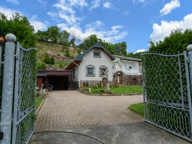 Eladó ház Ábrahámhegy 91 nm