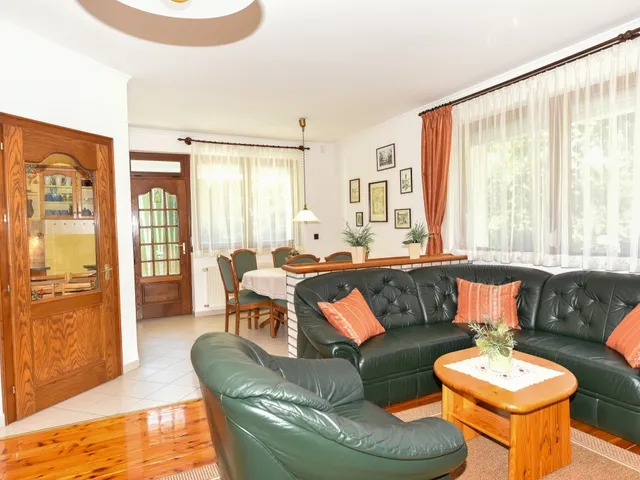 Eladó ház Veszprém 218 nm