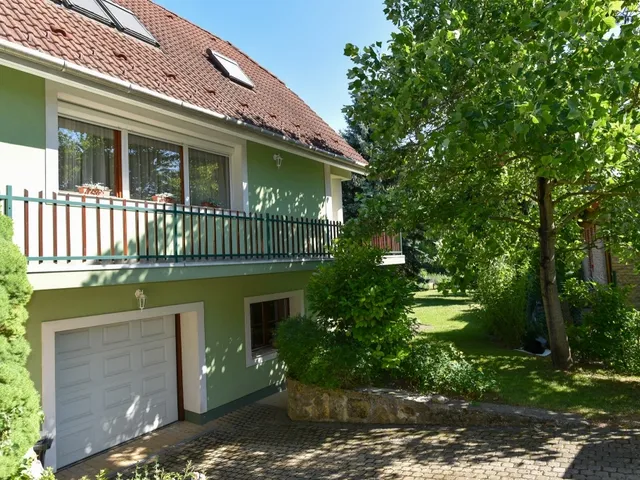 Eladó ház Veszprém 218 nm