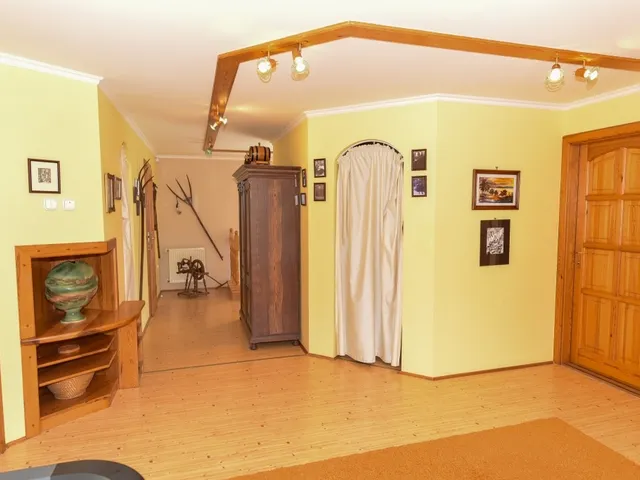 Eladó ház Veszprém 218 nm