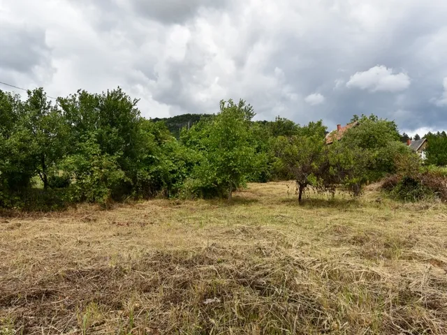 Eladó telek Somlójenő 1723 nm