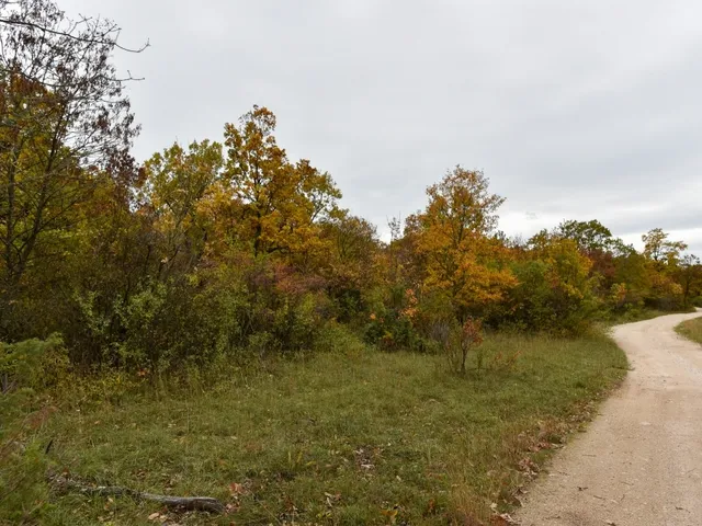 Eladó telek Pécsely 25141 nm