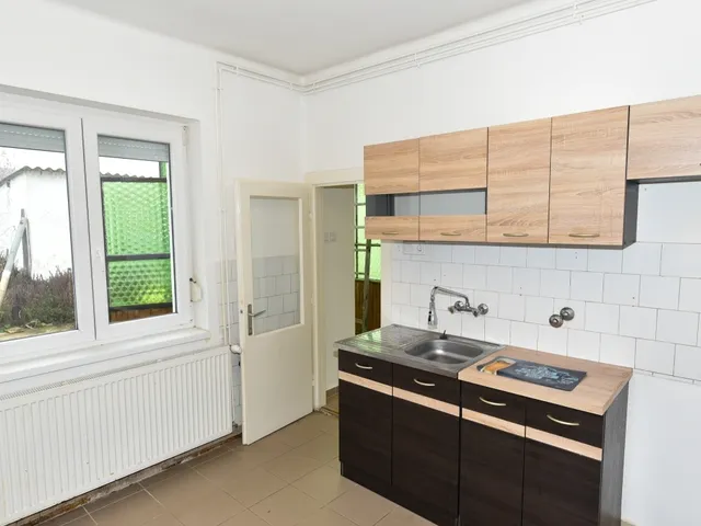 Eladó ház Veszprém, Újtelep 103 nm