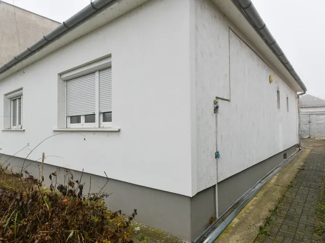 Eladó ház Veszprém, Újtelep 103 nm