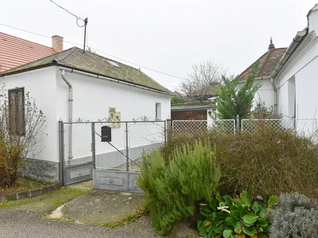 Eladó ház Örvényes 72 nm