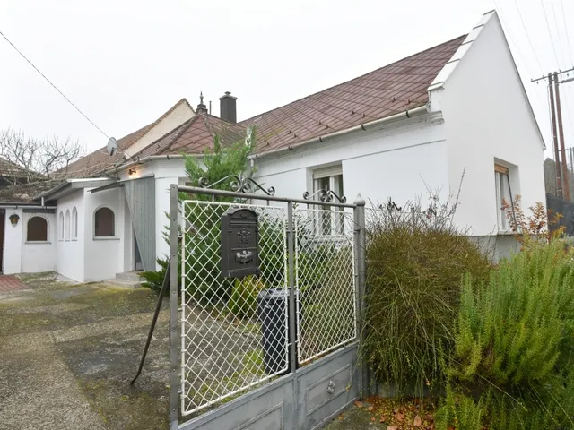 Eladó ház Örvényes 72 nm