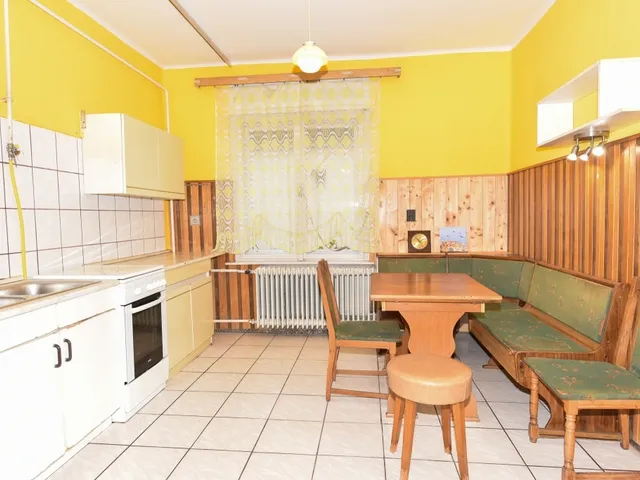 Eladó ház Veszprém, Dózsaváros 109 nm