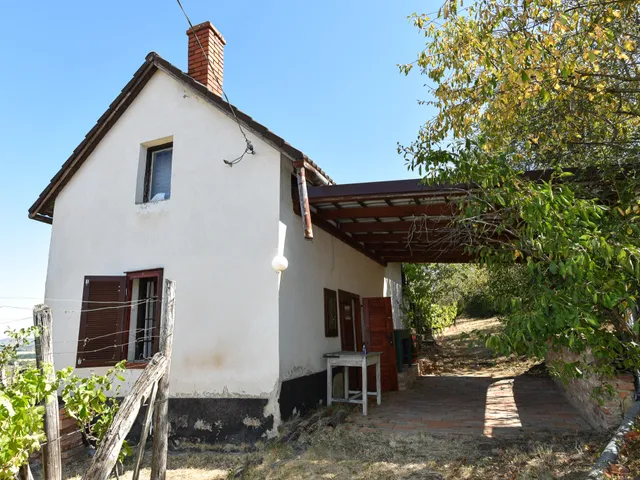 Eladó telek Borgáta 1784 nm