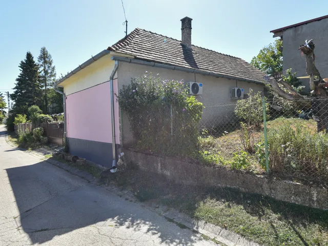 Eladó ház Nagyvázsony 49 nm
