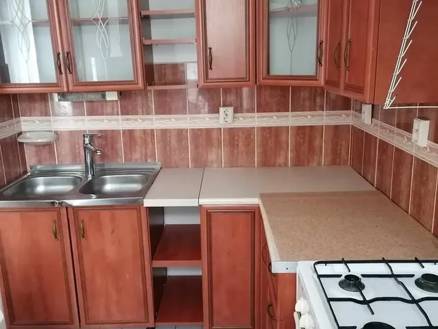 Kiadó ház Szeged, Szőreg 98 nm
