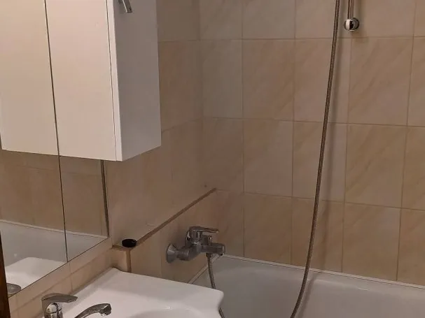 Kiadó lakás Szeged, Makkosház, Hont F. u 8 47 nm