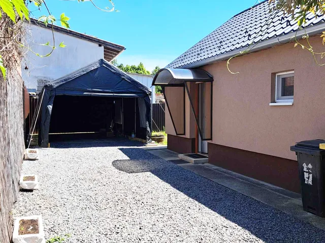 Kiadó ház Nyíregyháza, Malomkert, Váci Mihály út 60 nm