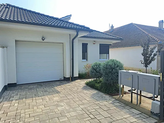 Kiadó ház Nyíregyháza, Malomkert, Kilátó zug 110 nm