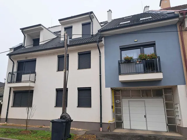 Kiadó lakás Nyíregyháza, Belváros, Selyem út 60 nm