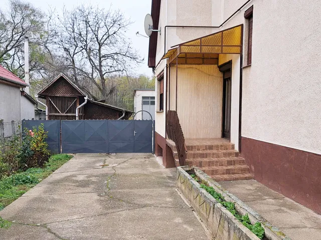 Eladó ház Újfehértó, Deák Ferenc 160 nm