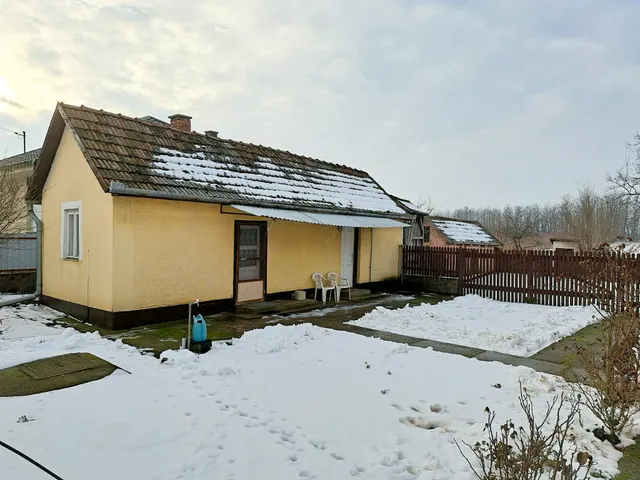 Eladó ház Újfehértó, Bem Apó út 80 nm