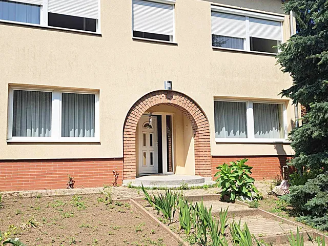 Eladó ház Újfehértó 150 nm