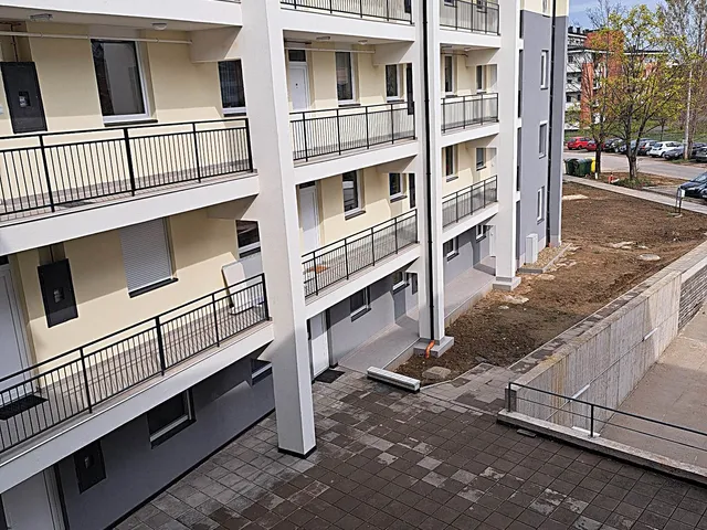 Kiadó lakás Nyíregyháza, Dandár út 50 nm