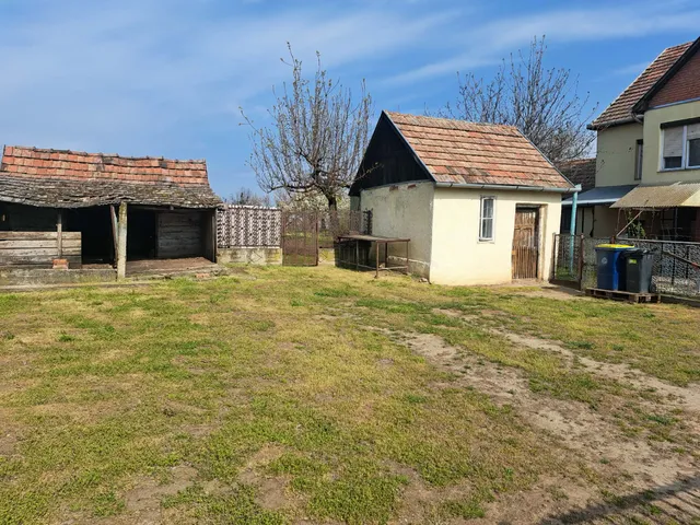 Eladó telek Nyíregyháza, Tolsztoj 994 nm