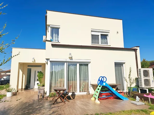 Eladó ház Nyíregyháza, Kertváros 144 nm