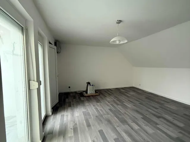 Eladó lakás Pécs, Üszögpuszta, Vándor utca 270 nm