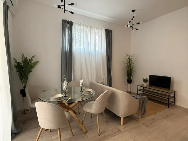 Eladó lakás Pécs, Belváros 70 nm