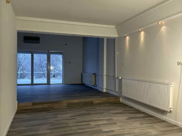 Eladó ház Pécs, Üszögpuszta 270 nm