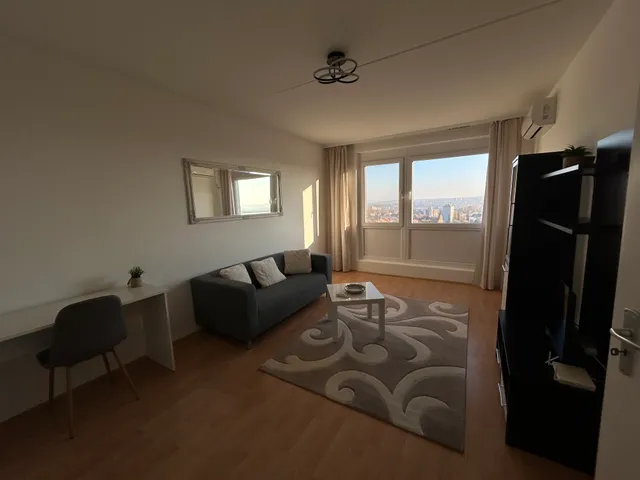 Eladó lakás Pécs, Egyetemváros 47 nm