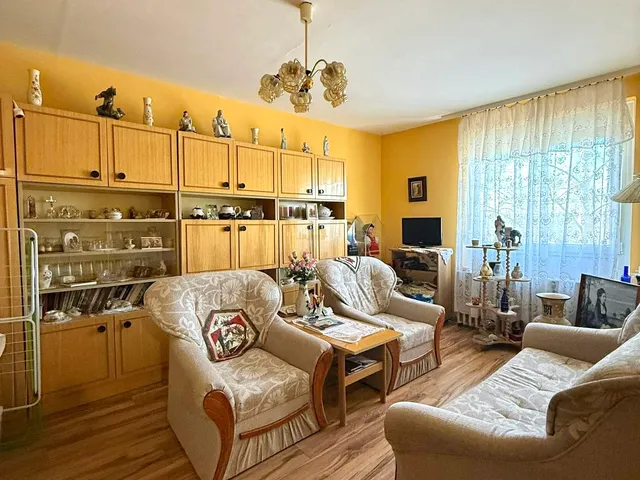 Eladó lakás Pécs, Kertváros 40 nm