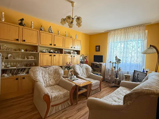 Eladó lakás Pécs, Kertváros 40 nm