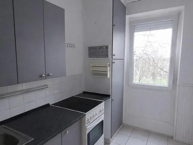 Eladó lakás Pécs, Kertváros 40 nm