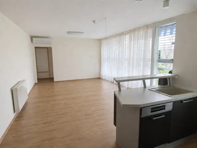 Eladó lakás Kozármisleny 72 nm