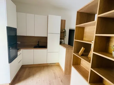 Eladó lakás Pécs, Belváros, Mária utca 24 nm