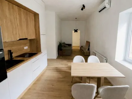 Eladó lakás Pécs, Belváros, Mária utca 52 nm