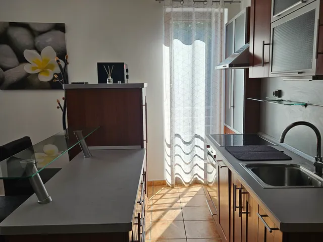 Eladó lakás Pécs, Mecsekoldal 46 nm