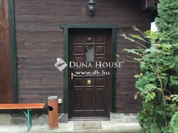 Eladó kereskedelmi és ipari ingatlan Budapest IV. kerület 840 nm