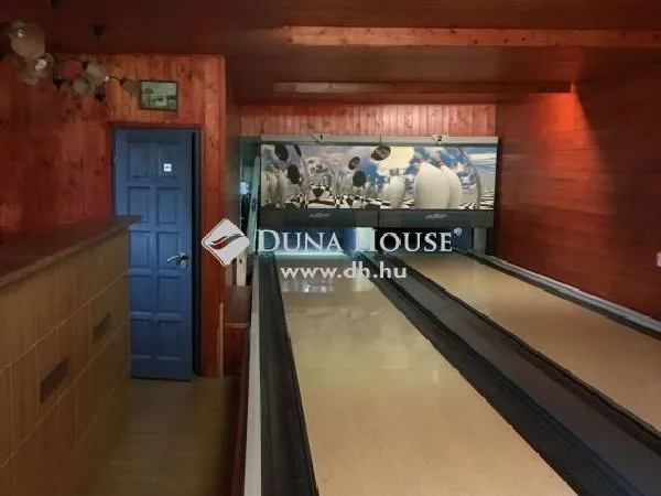 Eladó kereskedelmi és ipari ingatlan Budapest IV. kerület 840 nm