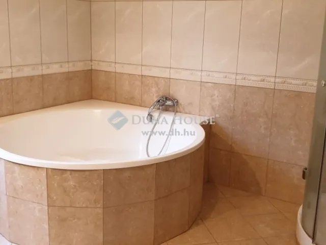 Eladó ház Fót 581 nm