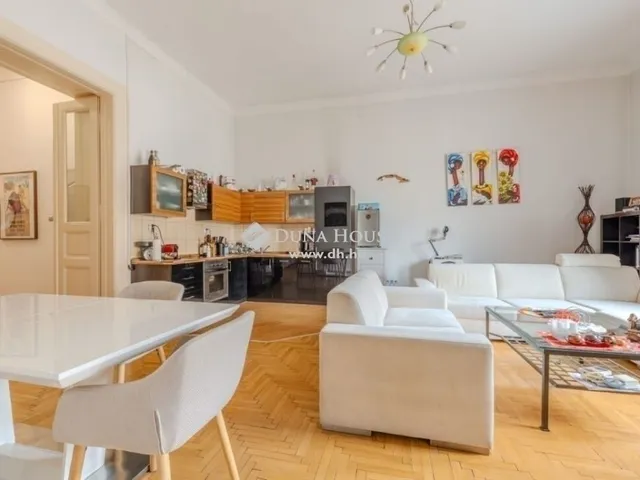 Eladó lakás Budapest V. kerület 87 nm