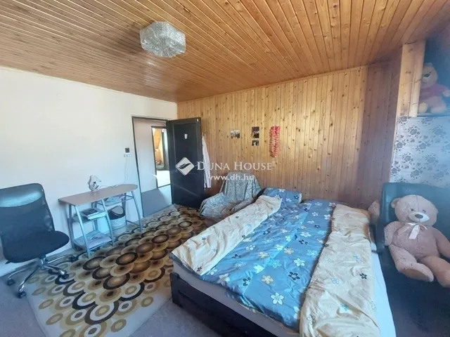 Eladó ház Fót 250 nm